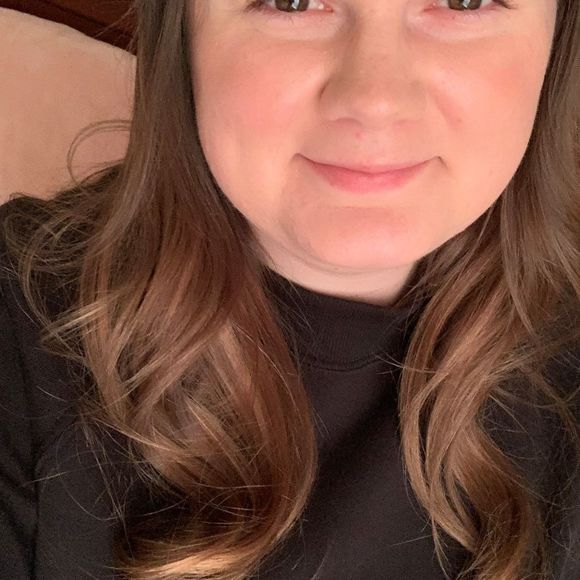 Meet your Posher, Katelyn - Picture 1 of 1